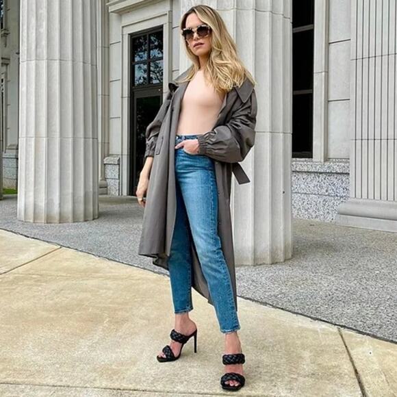 Levi's Wedgie Tapered Leg High Rise Ankle Jeans Size 27 - Picture 13 of 13